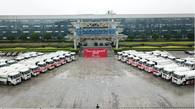 好博環(huán)境批量環(huán)衛(wèi)裝備發(fā)往柬埔寨，助力“一帶一路”建設(shè)