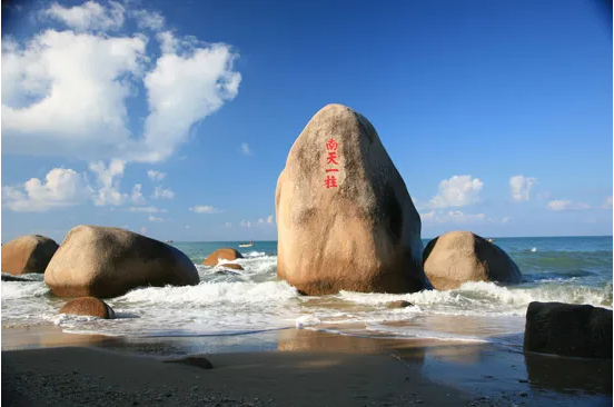 化身藍(lán)海衛(wèi)士，守護(hù)三亞海濱丨好博環(huán)境首個“海域保潔”項目正式簽約進(jìn)場